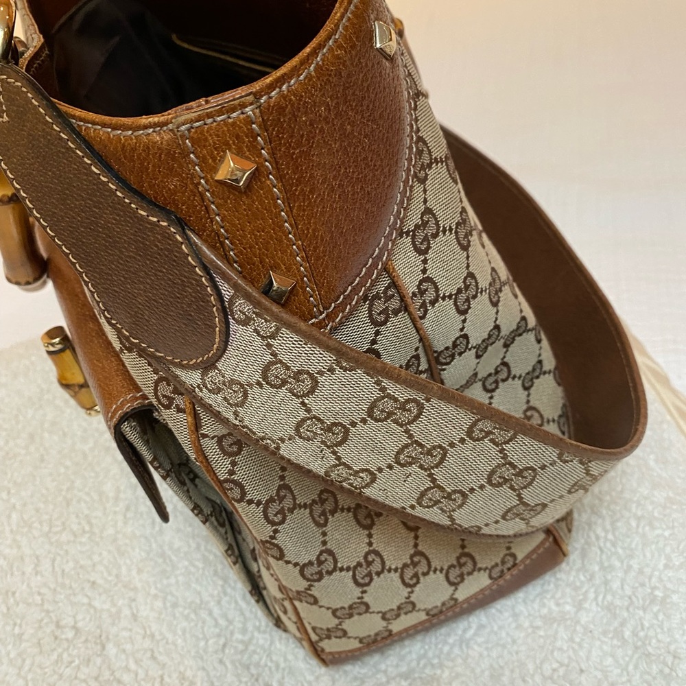 Gucci Logo Bamboo Shopper Tote w/ Shoulder Strap - Picture 7 of 14